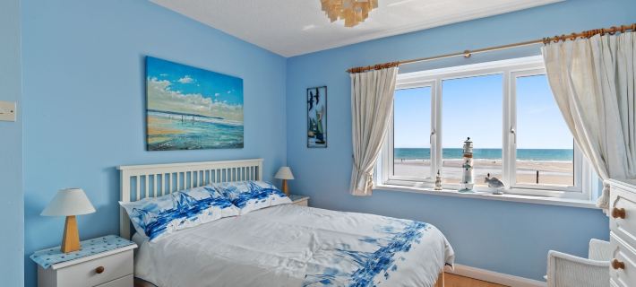 Strand Cottage - Direct Beach Access Hotels in Saundersfoot