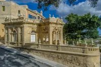 Point de Vue Guesthouse Hotels near Siġġiewi Church Of St Nicholas