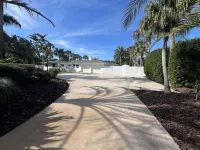 4/3 Home on A1A with private beach access WiFi, fitness room & heated pool