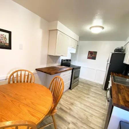 Updated Gonzaga duplex near downtown Spokane