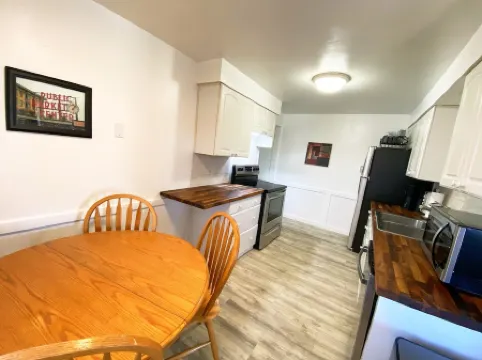 Updated Gonzaga duplex near downtown Spokane