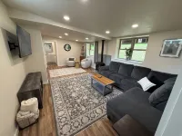 Coastal Valley Hideout , 5 Bedroom, 3 Bath, 5 Min to Cal Poly. Redwoods!