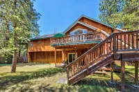 Enclosed Yard and Forest Views - Stunning Family Retreat Hotels in El Dorado County