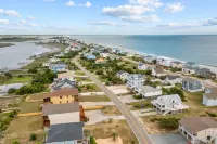 Multiple Decks and Ocean Views - Stunning Coastal Oasis