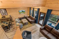 Charming Cabin with Outdoor Jacuzzi and Scenic Views - Cozy Retreat Hotels in Sevier County