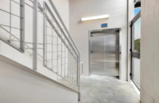 Luxury Amenities and Cycling Trails - Cozy Studio Oasis