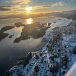 Cozy Fireplace and Ocean Views - Stunning Coastal Retreat Hotels in Kodiak Island