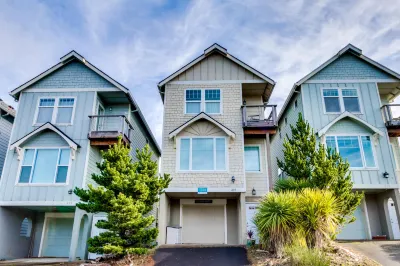 Annie's Oceanside Beach Rest Отели рядом с достопримечательностью «The Tunnel»