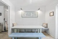 Pool, Outdoor Fire Pit and Arcade Games - Captivating Coastal Retreat