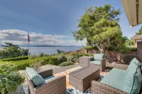 Stunning Water and Mountain Views with Hot Tub - Elegant Retreat
