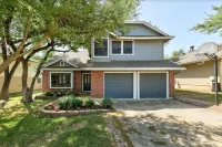 Spacious Backyard with Outdoor Play Area - Inviting Family Retreat Hotels in Jollyville