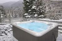 Expansive Views and Cozy Fireplace - Charming Mountain Retreat