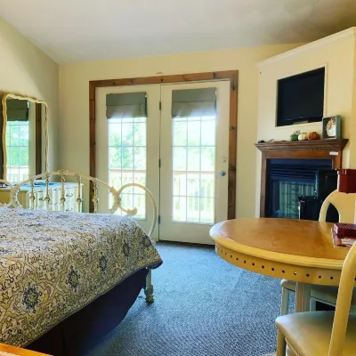 Stagecoach House Inn - Хоумстей