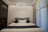 Elite Two-Bedroom Apt AlRimal-7 Hotels in 