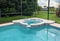 Beautiful Home with Private Pool/Spa, 2 Master Suites, 15 Miles from Disney.