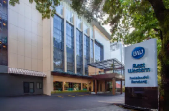 Best Western Setiabudhi Bandung Hoteles en Cidadap