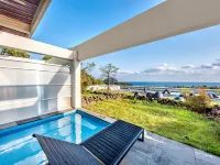 Jeju BOM Stay & Art Gallery Hotels near Soesokkak