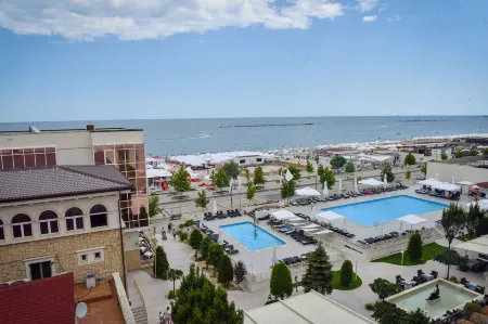 Iaki Conference & Spa Hotel