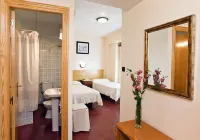 Hostal Tropical