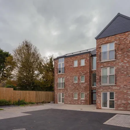 The Ulsterville Residences - Free on-Site Parking