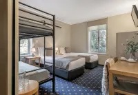 Sovereign Hill Hotel Hotels in Enfield