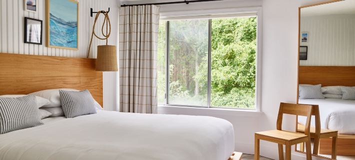Bluebird Parker Beach Lodge Hotels in Yarmouth