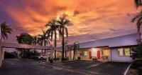 Emerald Central Hotel Official - Motel