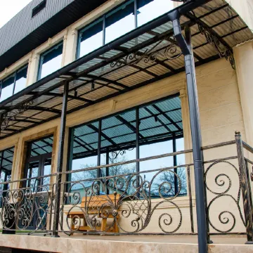 Dosman Hotel