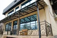 Dosman Hotel Hotels in 