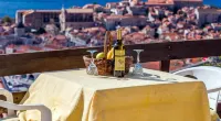 Guesthouse Home Sweet Home فنادق في Komolac