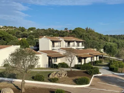 La Smeraldina Resort Hotels near Spiaggia di Cala Sambuco