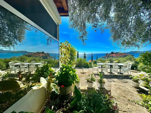 Sun Rose Apartments Sveti Stefan - parcheggio