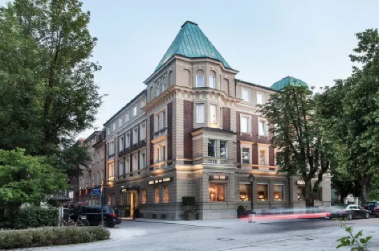 Parkhotel Traunstein Отели в г. Траунштайн