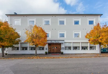Stora Hotellet Markaryd Отели в г. Markaryd