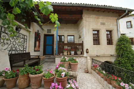 Sofa Hotel Отели рядом с достопримечательностью «Devrent Valley»