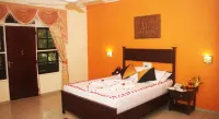 Hotel Eden Garden - Parvekkeita