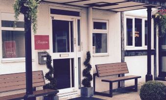 Stockwood Hotel - Luton Airport - Housity