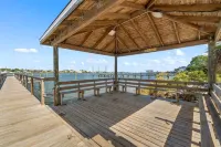 Molokai Villas Riverside 7A