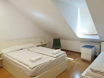 Rooms Sincere 1830