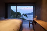 Seaside Villa Seen Deep Sea Hotels in Ономіті