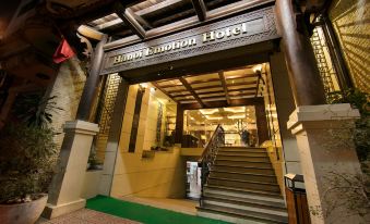 Hanoi Emotion Hotel
