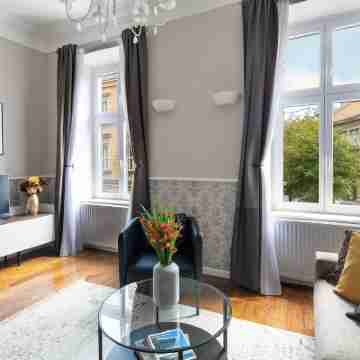 Markiz Luxury Apartments Rooms