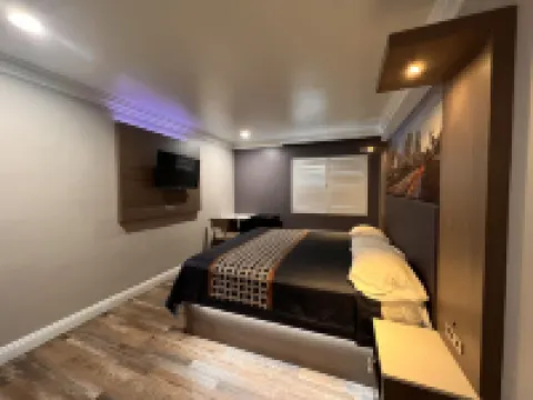 พาทิโอ โมเต็ล โรงแรมในกาดินา