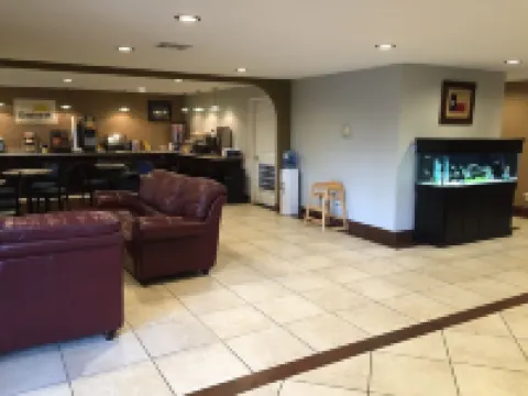 데이즈 인 바이 윈덤 뉴 브라운펠스