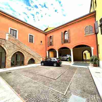 Large Modern 2-Storey House in the Heart of Verona Others