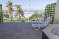 Hotel Vicino Al Mare - Frente Mar - Hot Springs