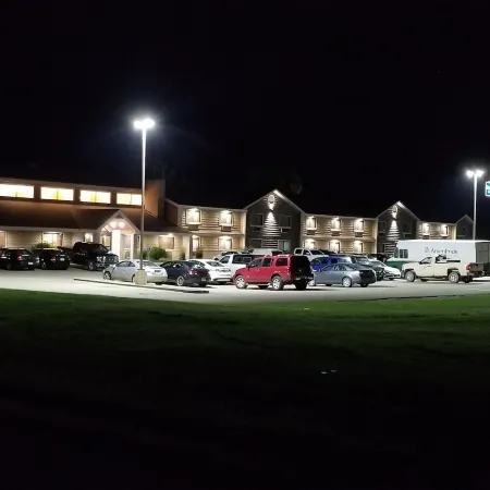 AmericInn by Wyndham Clear Lake