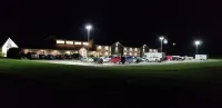 AmericInn by Wyndham Clear Lake - parking