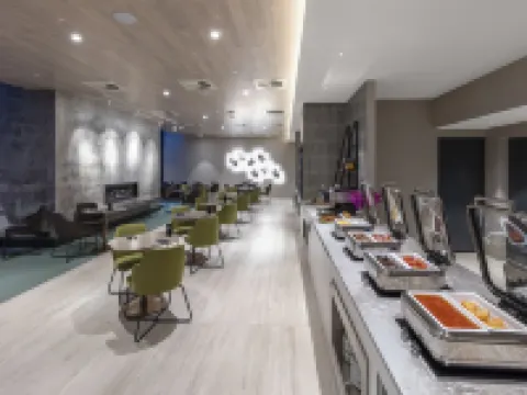 Deco Hotel โรงแรมในBraddon