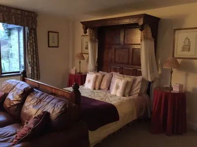 ذا والتسيينج ويزل Hotels near Whaley Bridge Uniting Church
